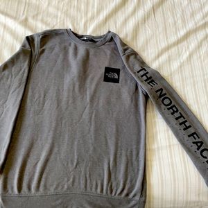 The Northface M long sleeve sweatshirt crewneck